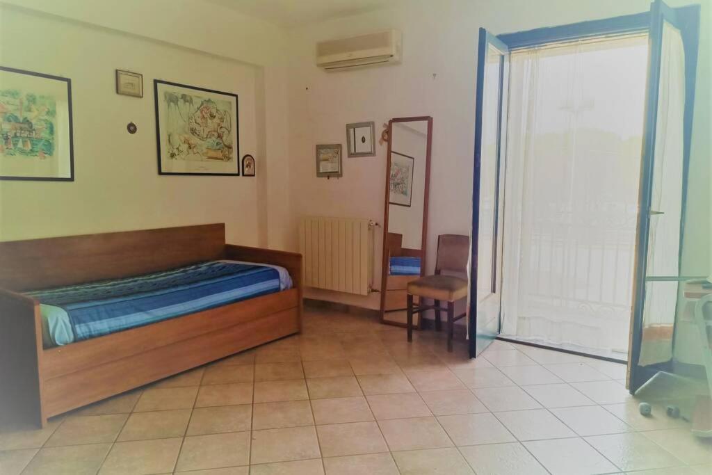 Appartamento Incantevole 90 Mq A Due Passi Mare Mozzafiato Изола деле Фемине Екстериор снимка